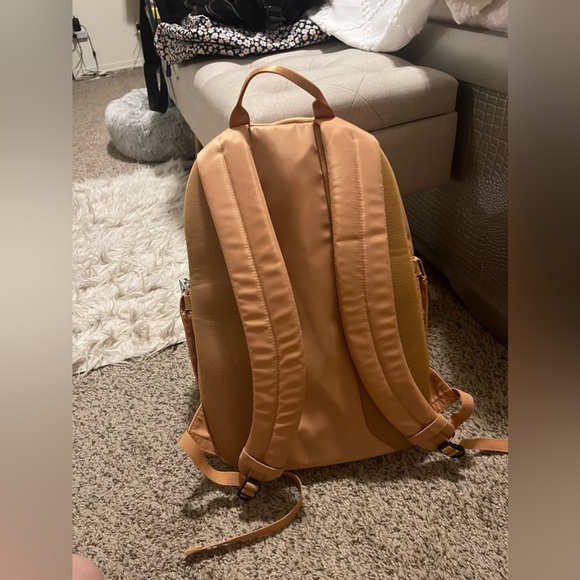 All in Motion backpack - Picture 7 of 8